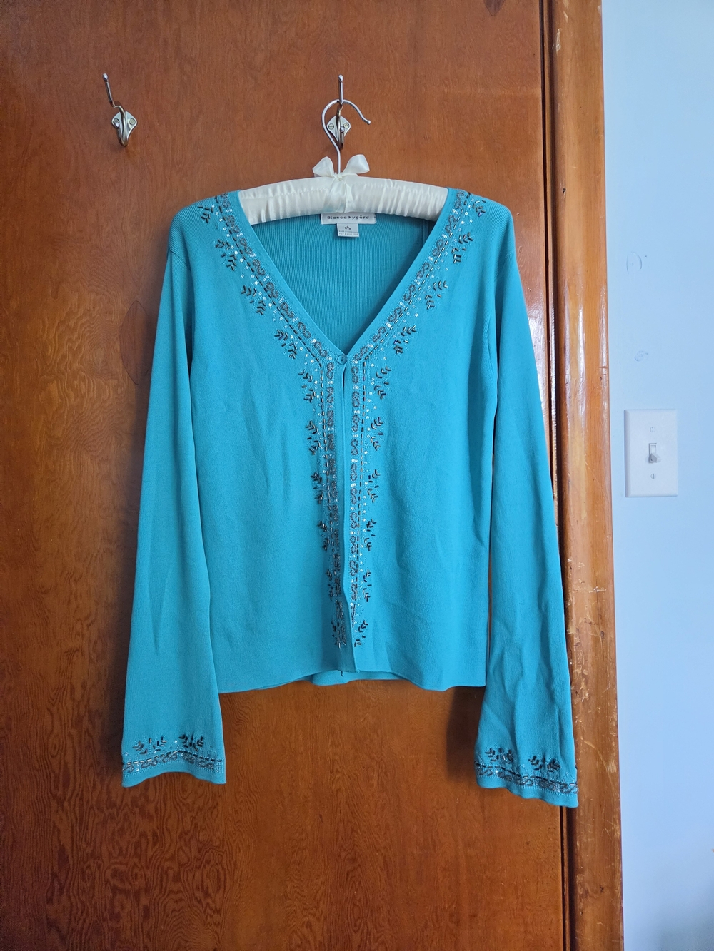 Y2K Bianca NygΓ₯rd | Beaded V-Neck Turquoise Cardigan